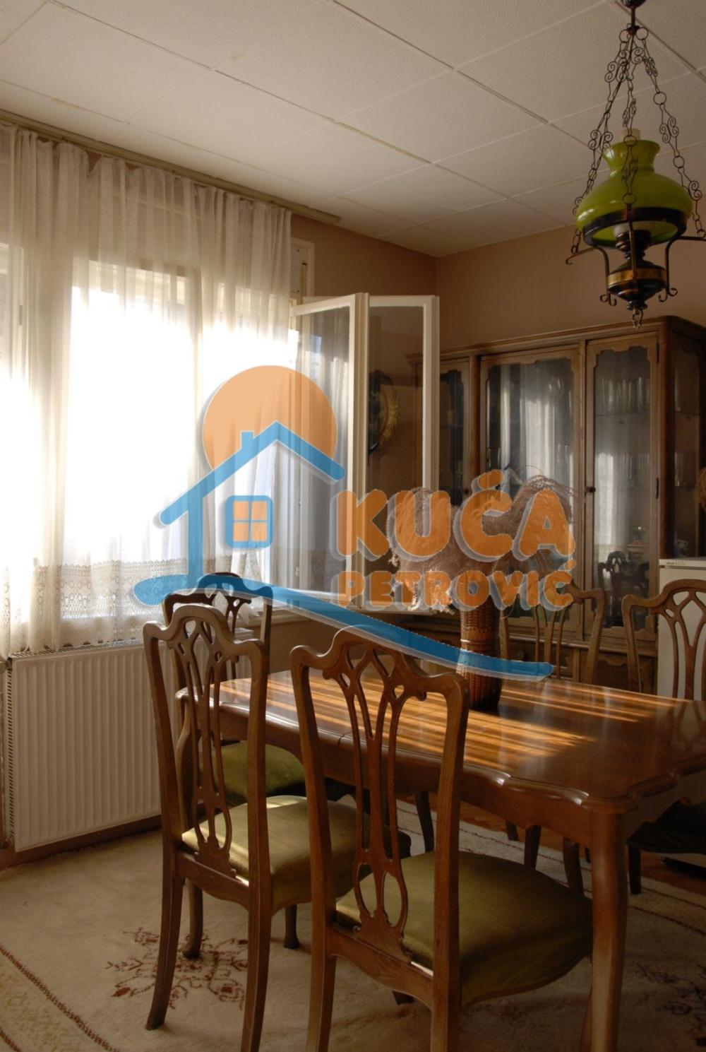Slika 7 - Ozrenska, Trosoban stan na prodaju, 86m2, 113.400€