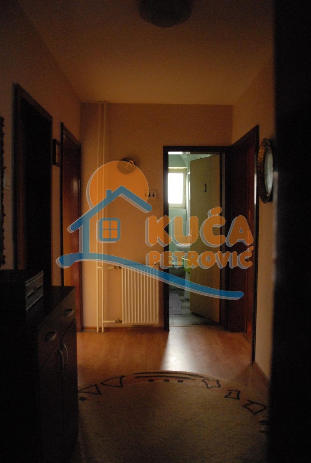 Slika 6 - Ozrenska, Trosoban stan na prodaju, 86m2, 113.400€