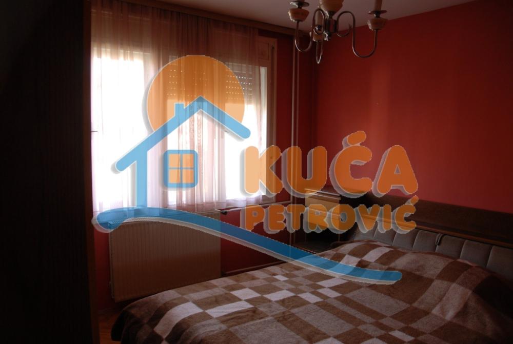 Slika 4 - Ozrenska, Trosoban stan na prodaju, 86m2, 113.400€