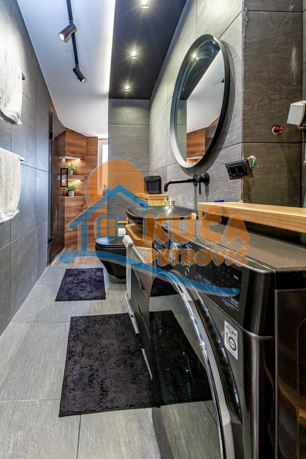 Slika 8 - Ivana Milutinovića, Trosoban stan na prodaju, 73m2, 110.000€