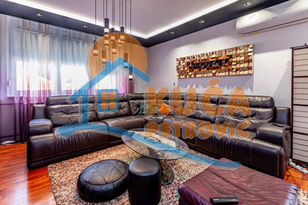 Slika 1 - Ivana Milutinovića, Četvorosoban stan na prodaju, 145m2, 177.000€