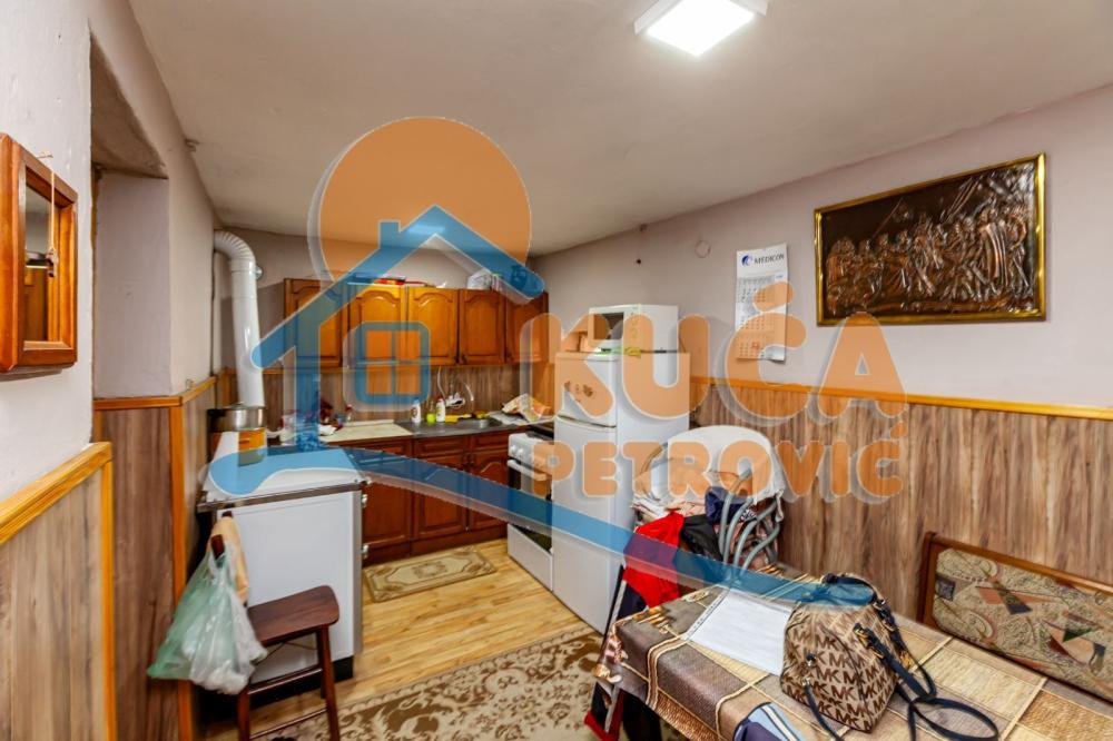 Slika 7 - Berbatovo,  Kuća na prodaju, 65m2, 30.000€