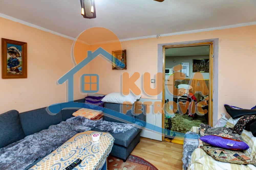 Slika 6 - Berbatovo,  Kuća na prodaju, 65m2, 30.000€