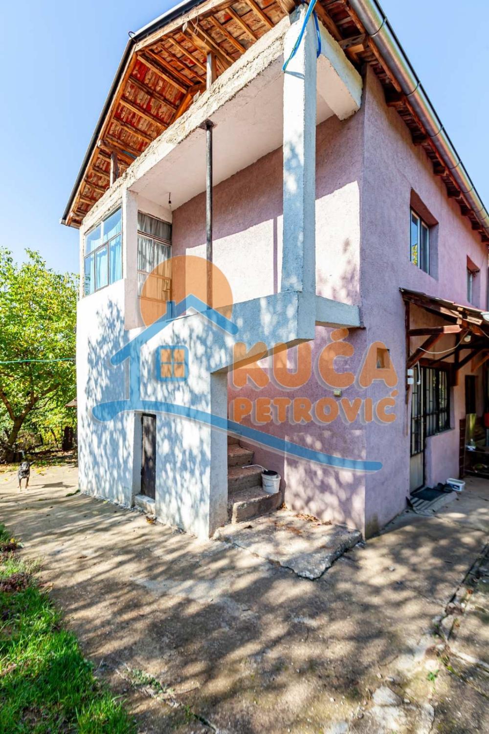 Slika 1 - Berbatovo,  Kuća na prodaju, 65m2, 30.000€