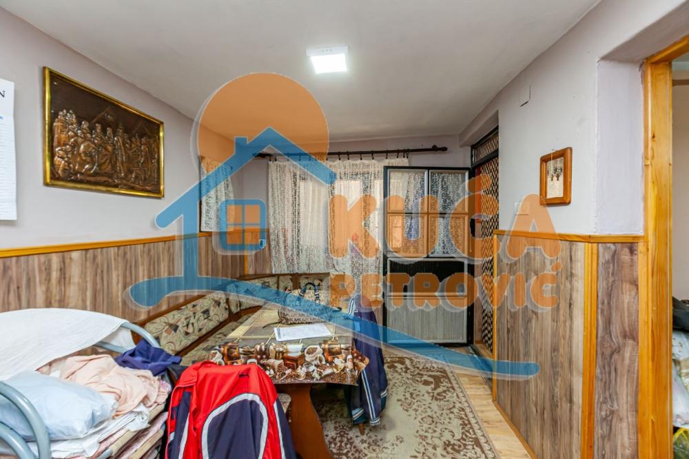 Slika 8 - Berbatovo,  Kuća na prodaju, 65m2, 30.000€