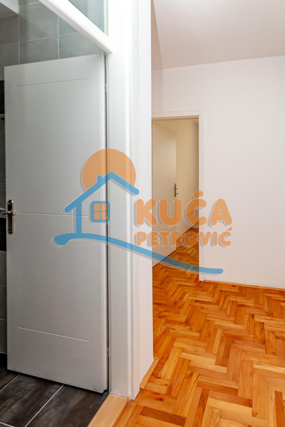 Slika 3 - Bulevar Nemanjića, Jednoiposoban stan na prodaju, 38m2, 91.200€