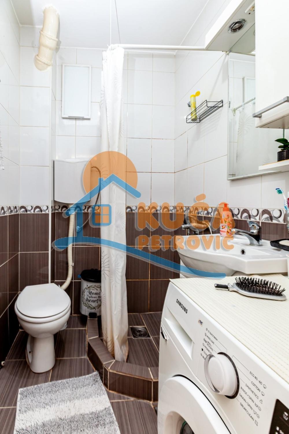 Slika 8 - Dragiše Cvetkovića, Trosoban stan na prodaju, 65m2, 130.700€