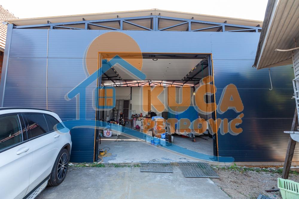 Slika 10 - Vojvode Putnika,  Kuća na prodaju, 267m2, 269.000€