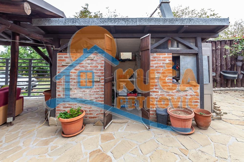 Slika 3 - Vojvode Putnika,  Kuća na prodaju, 267m2, 269.000€