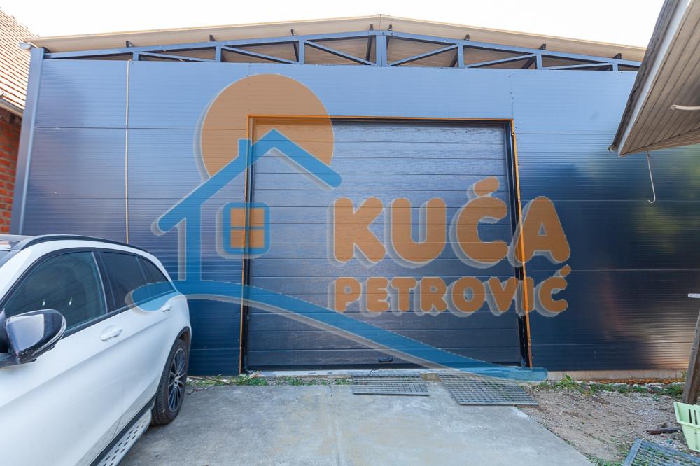 Slika 9 - Vojvode Putnika,  Kuća na prodaju, 267m2, 269.000€