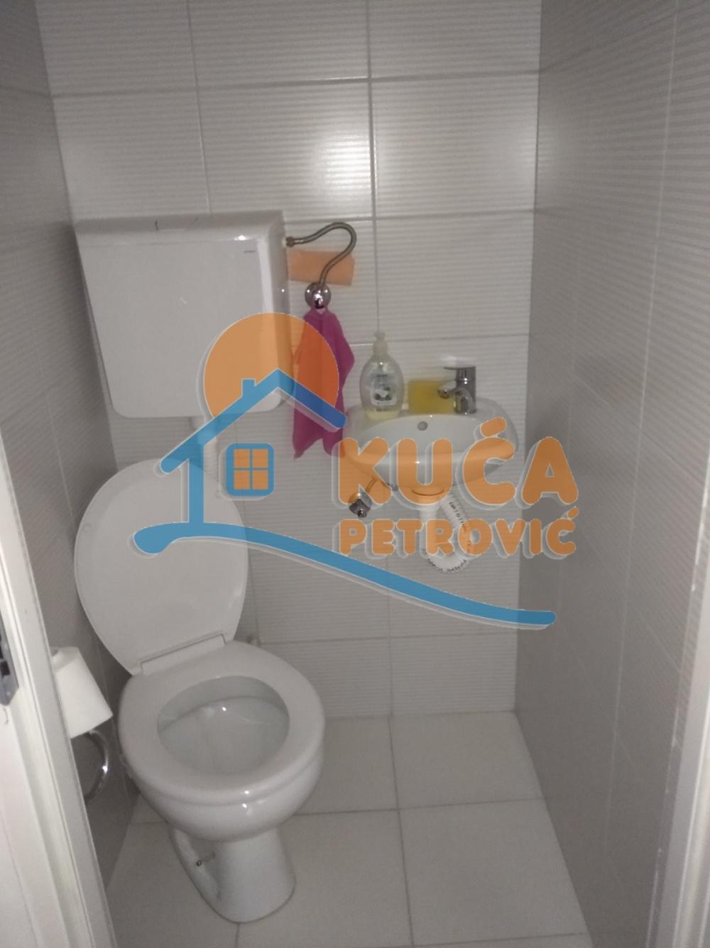 Slika 10 - Studenička, Troiposoban stan na prodaju, 80m2, 113.000€