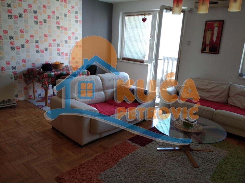 Slika 8 - Studenička, Troiposoban stan na prodaju, 80m2, 113.000€