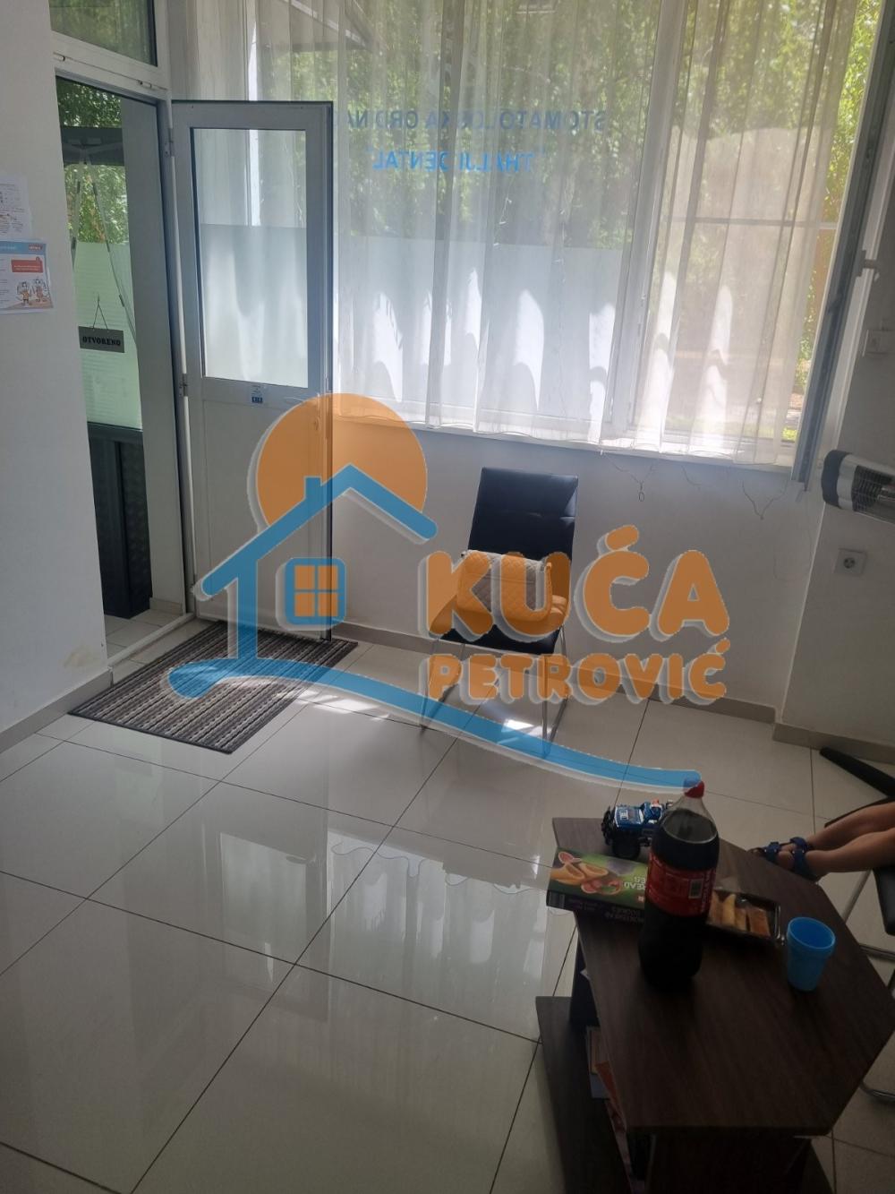 Slika 5 - Velikotrnavska,  Lokal za izdavanje, 44m2, 300€