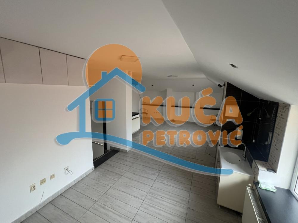 Slika 7 - Vožda Karađorđa,  Lokal za izdavanje, 88m2, 950€