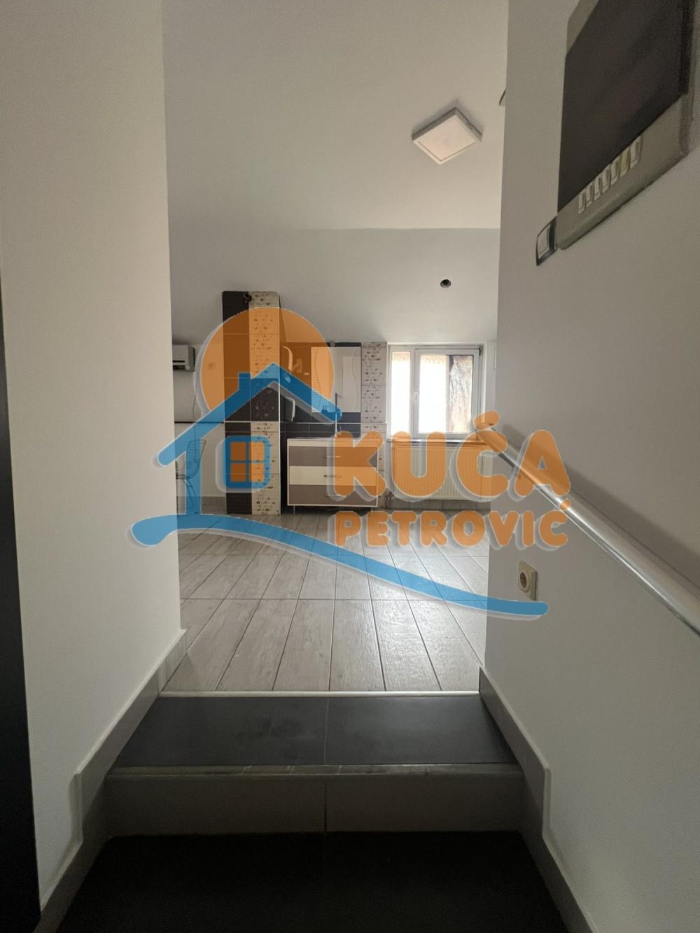 Slika 2 - Vožda Karađorđa,  Lokal za izdavanje, 88m2, 950€