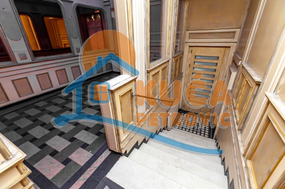 Slika 8 - Cara Dušana,  Lokal za izdavanje, 231m2, 1.200€