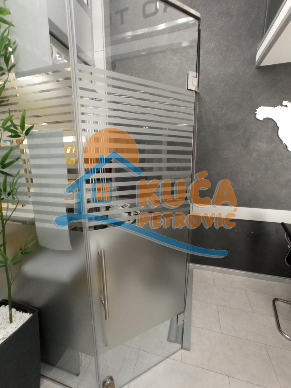 Slika 5 - Obrenovićeva,  Lokal za izdavanje, 23m2, 450€