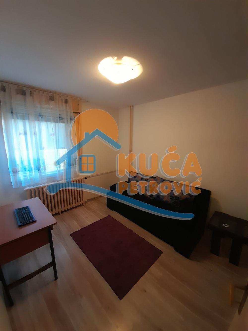 Slika 5 - Vojvode Tankosića,  Lokal za izdavanje, 85m2, 350€