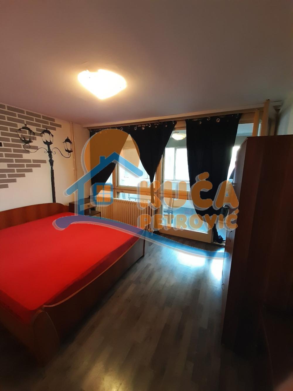 Slika 4 - Vojvode Tankosića,  Lokal za izdavanje, 85m2, 350€
