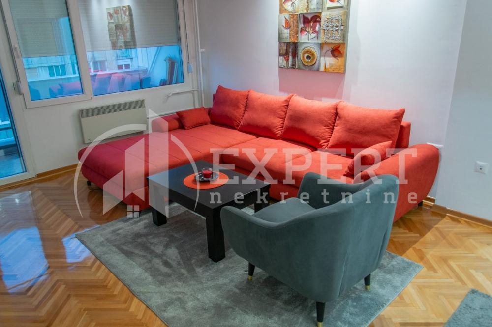 Glavna slika -Vojvode Tankosića, Dvoiposoban stan za izdavanje, 66m2, 400€