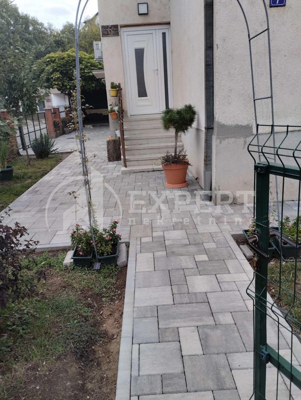 Slika 10 - Živorada Kostića Moravca, Dvosoban stan za izdavanje, 65m2, 280€