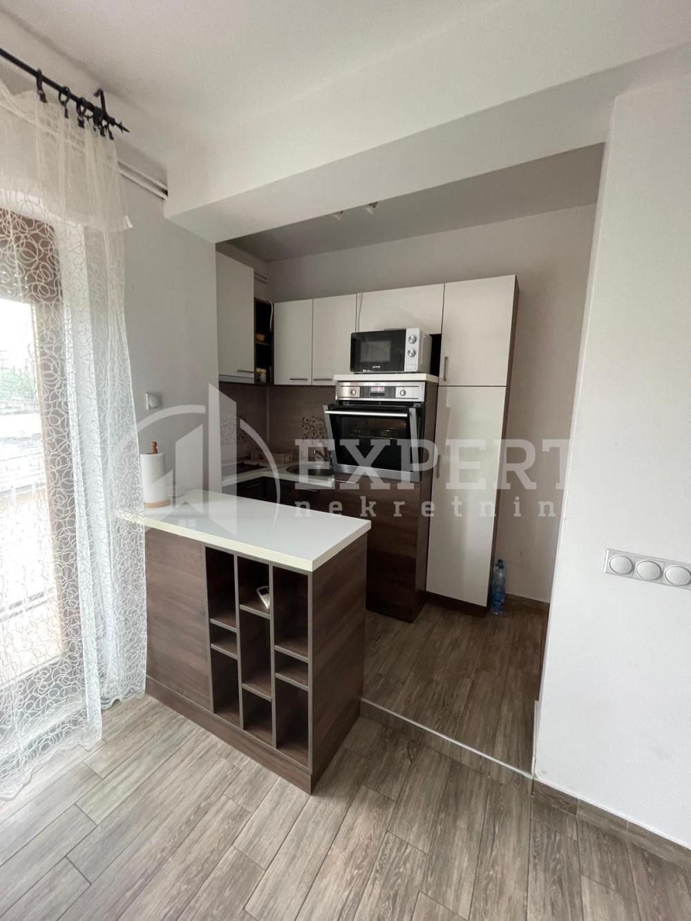 Slika 1 - Milorada Veljkovića Špaje, Jednoiposoban stan za izdavanje, 46m2, 350€