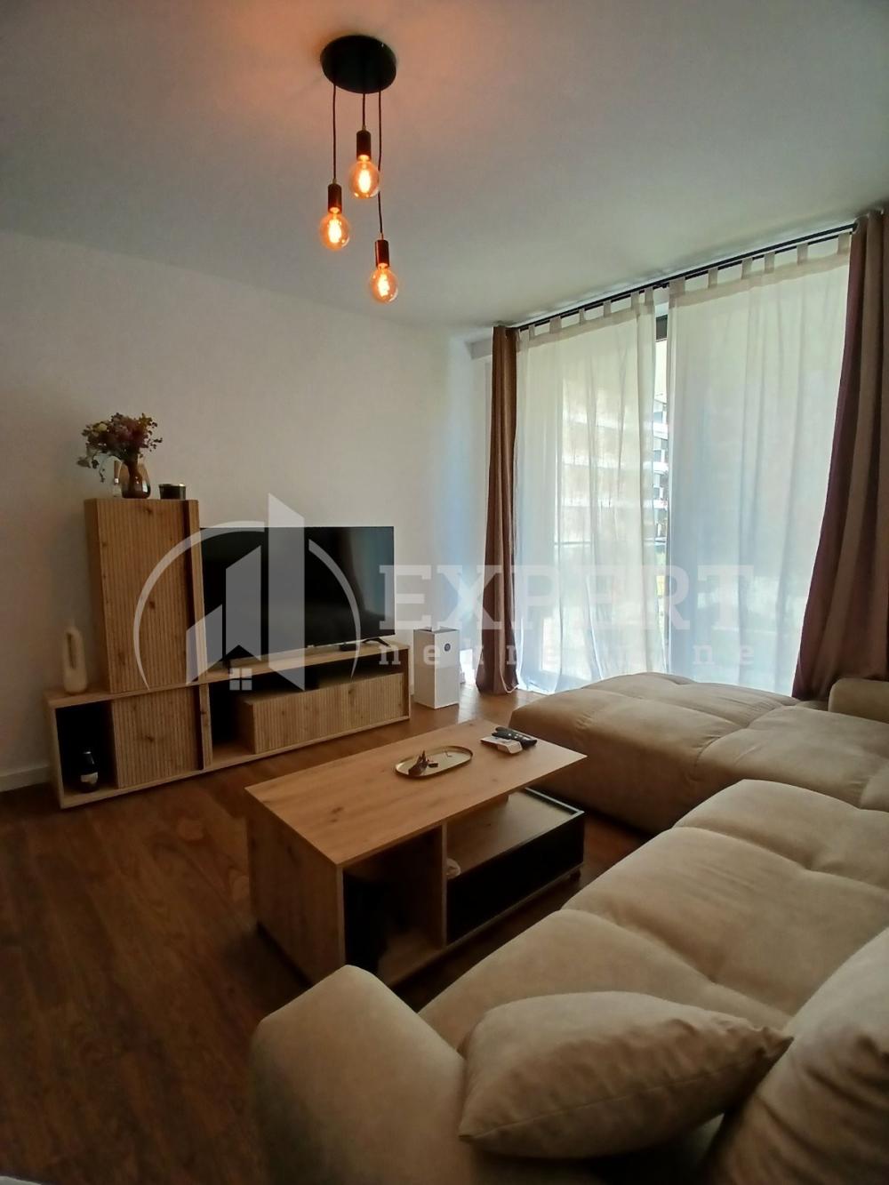 Slika 3 - Blagoja Parovića, Dvoiposoban stan za izdavanje, 76m2, 750€