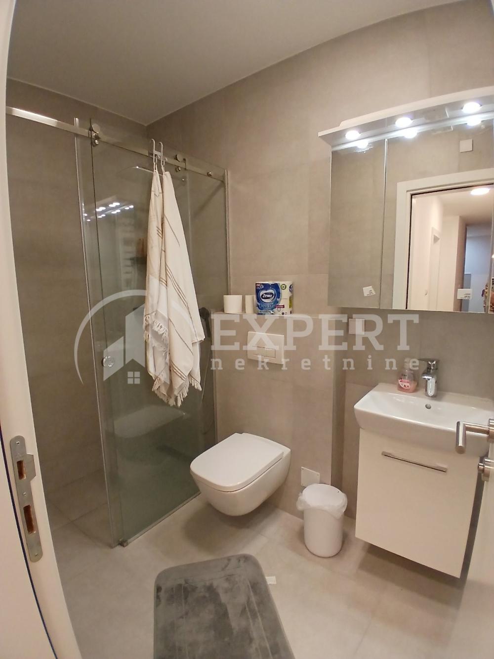 Slika 10 - Blagoja Parovića, Dvoiposoban stan za izdavanje, 76m2, 750€