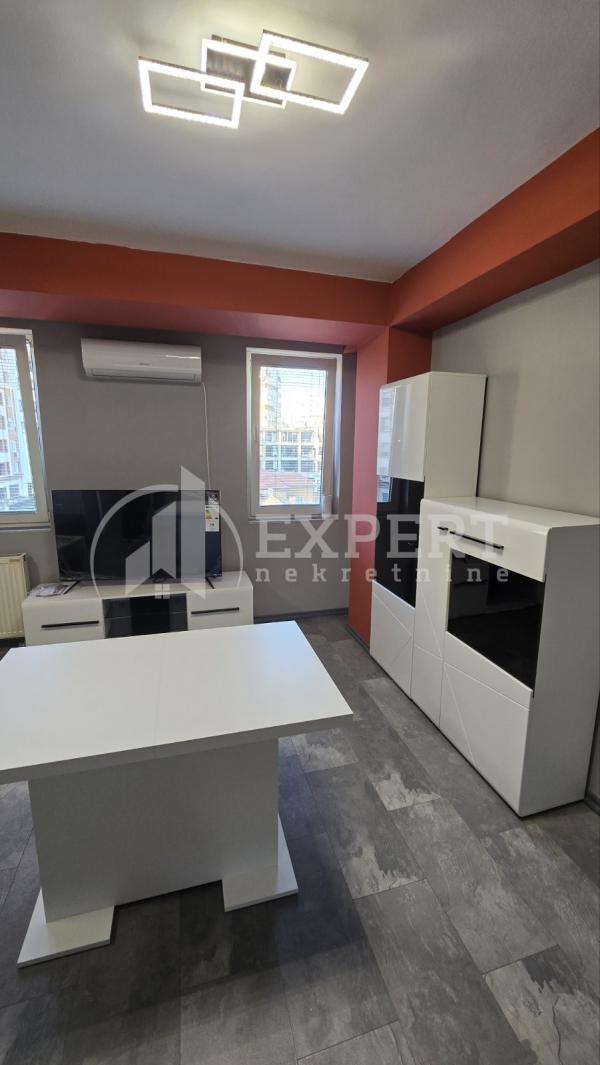 Slika 3 - 9. brigade, Jednoiposoban stan za izdavanje, 42m2, 380€