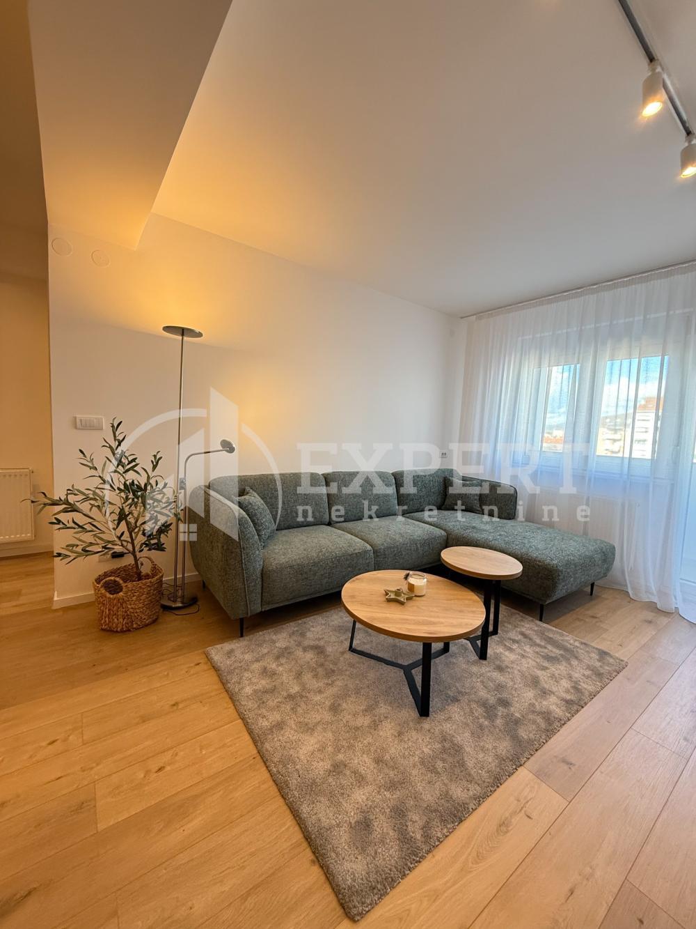 Glavna slika -Cara Dušana, Jednoiposoban stan za izdavanje, 52m2, 550€