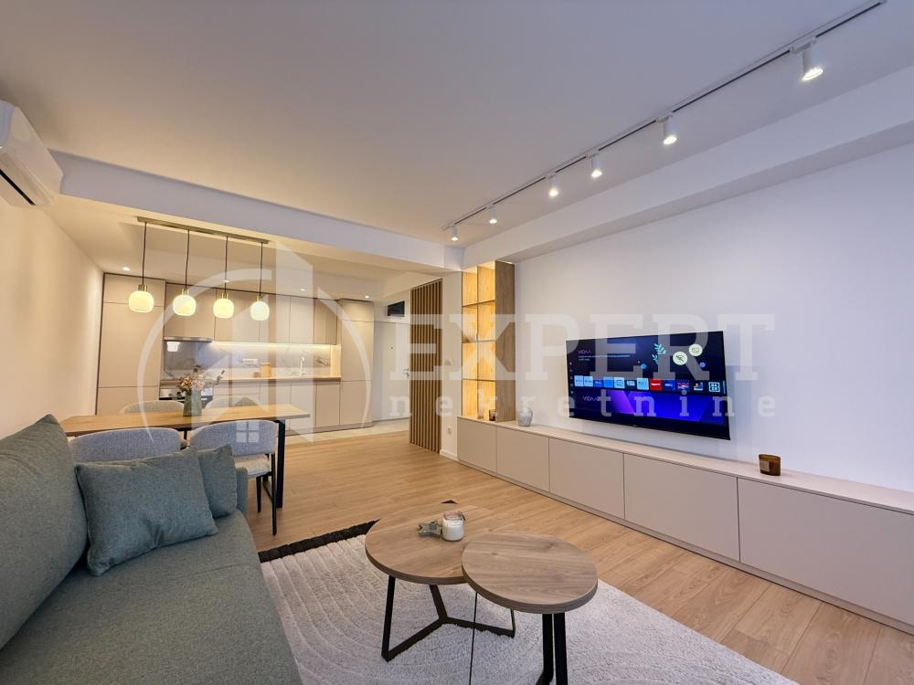 Slika 2 - Cara Dušana, Jednoiposoban stan za izdavanje, 52m2, 550€