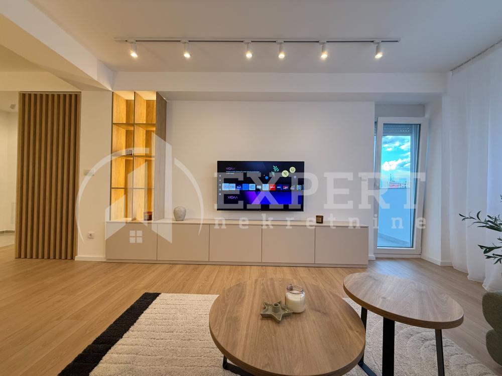 Slika 3 - Cara Dušana, Jednoiposoban stan za izdavanje, 52m2, 550€