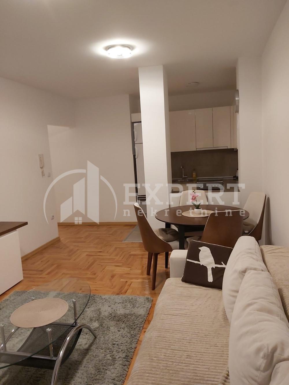 Slika 4 - Vojvode Tankosića, Jednoiposoban stan za izdavanje, 44m2, 450€