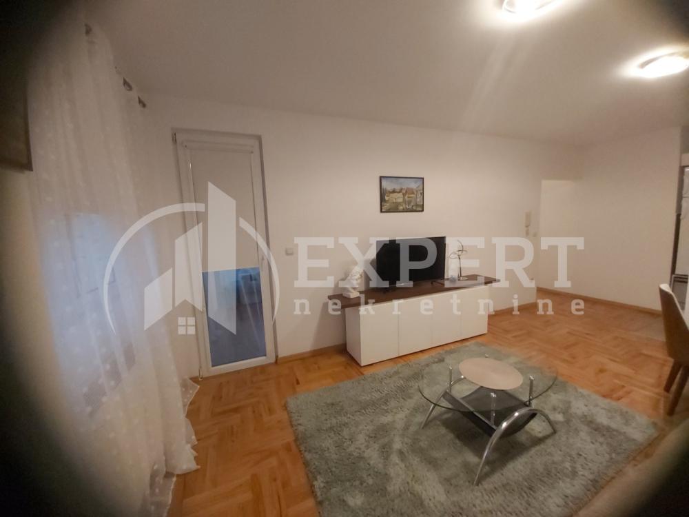 Slika 3 - Vojvode Tankosića, Jednoiposoban stan za izdavanje, 44m2, 450€