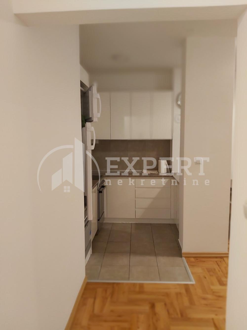 Slika 5 - Vojvode Tankosića, Jednoiposoban stan za izdavanje, 44m2, 450€