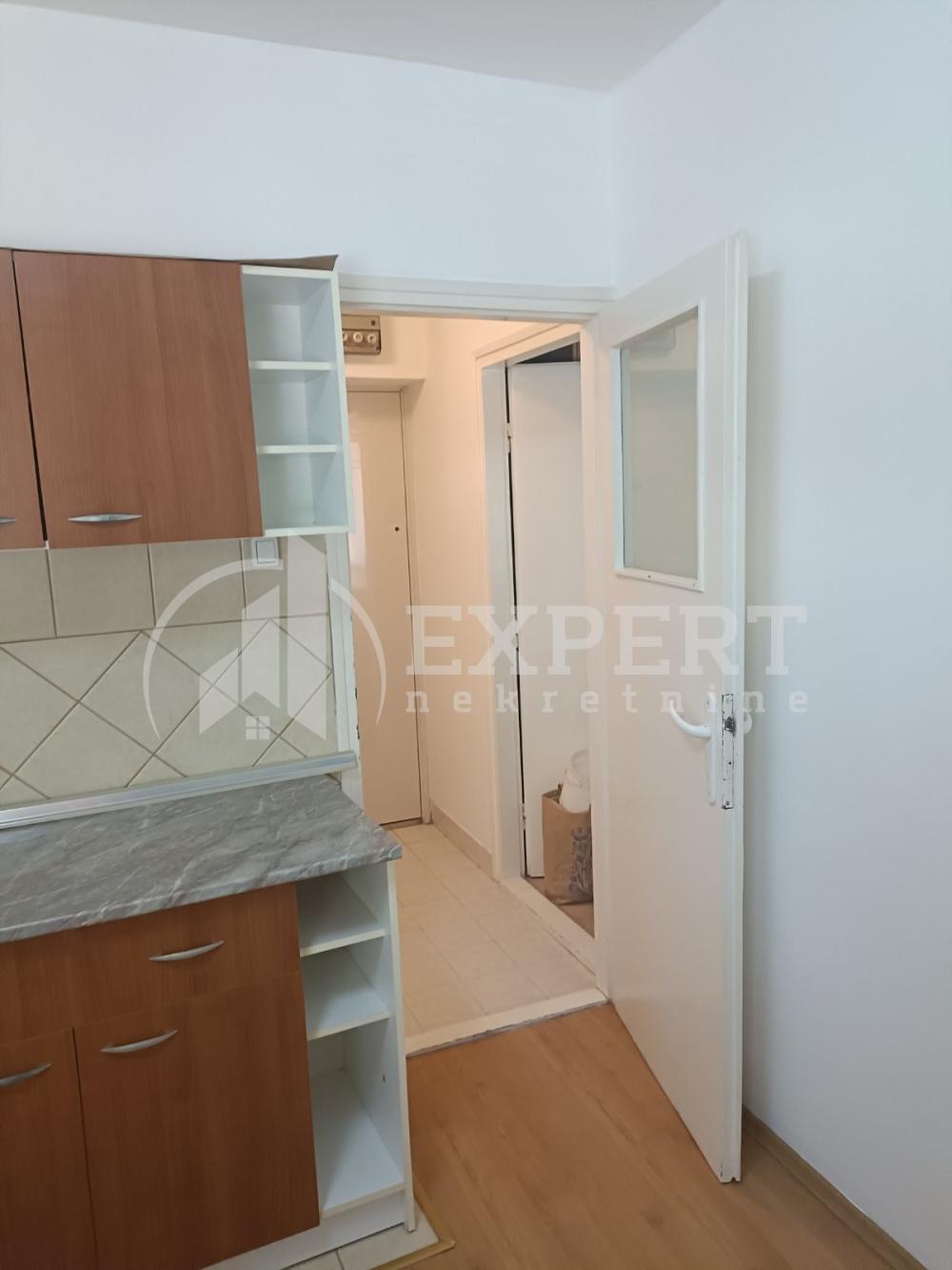 Slika 9 - Branka Radičevića, Jednoiposoban stan za izdavanje, 31m2, 250€