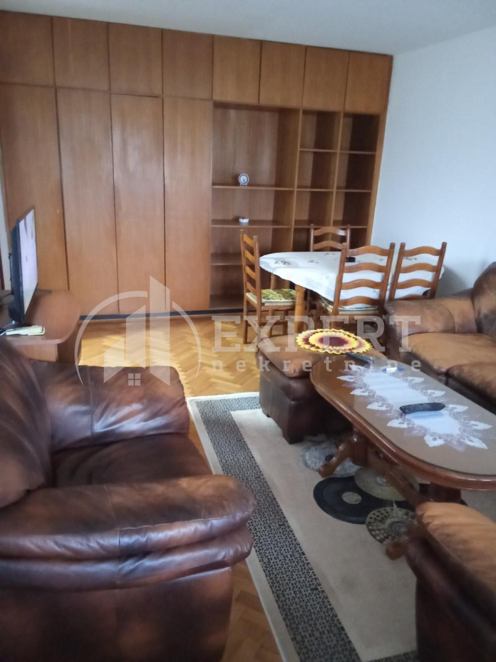 Slika 1 - Bulevar dr Zorana, Jednoiposoban stan za izdavanje, 45m2, 350€