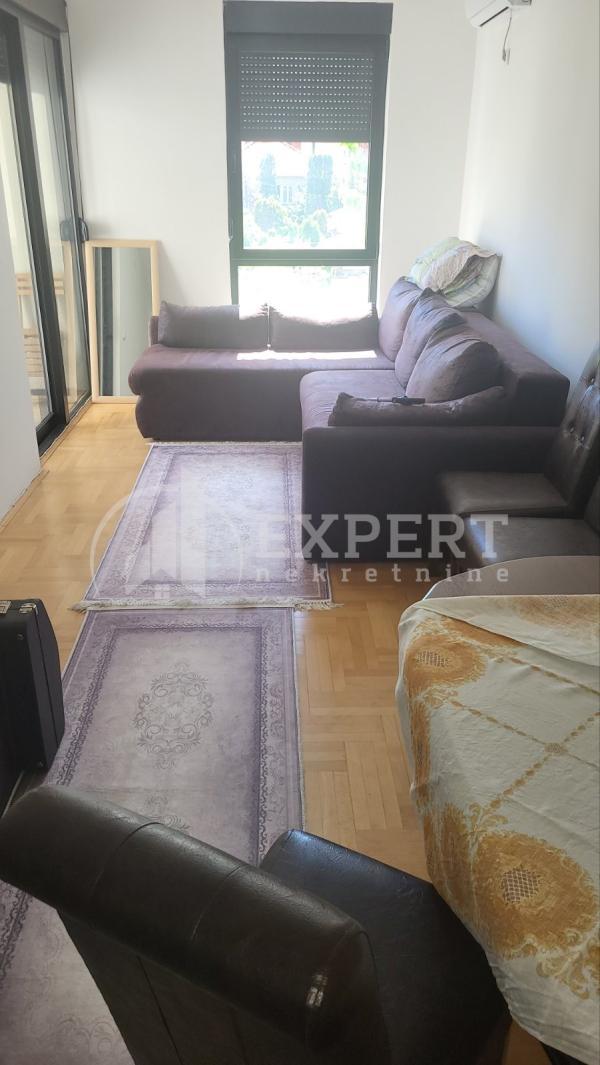 Glavna slika -Jovana Skerlića, Jednoiposoban stan za izdavanje, 42m2, 350€