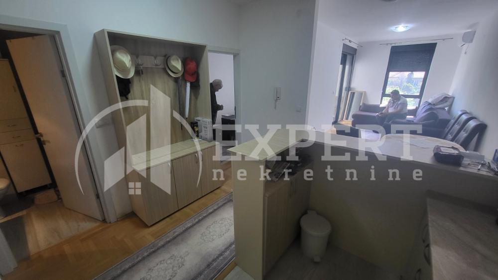 Slika 3 - Jovana Skerlića, Jednoiposoban stan za izdavanje, 42m2, 350€