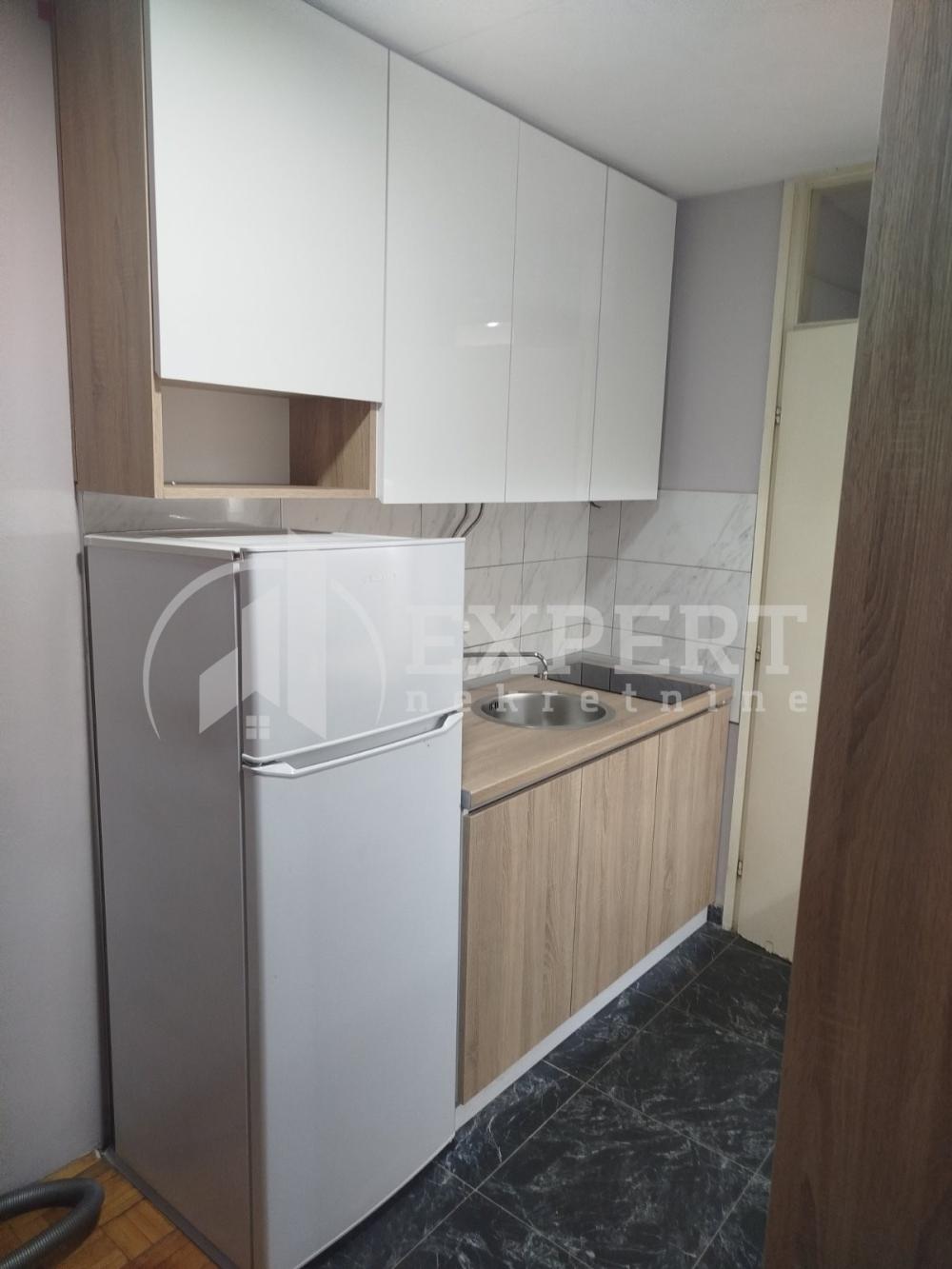 Slika 5 - Bulevar Nemanjića, Dvosoban stan za izdavanje, 52m2, 350€