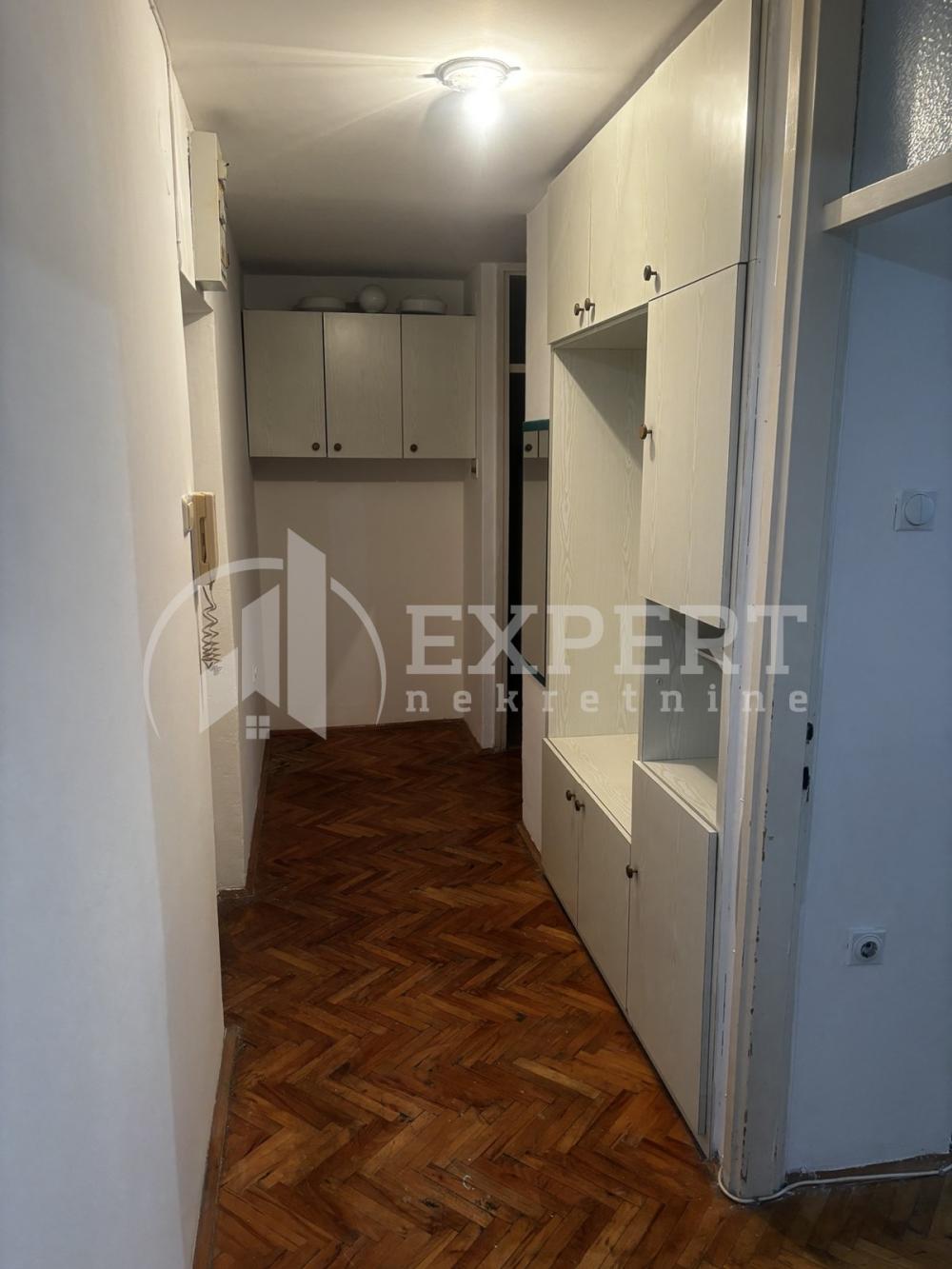 Slika 5 - Pariske komune, Dvosoban stan za izdavanje, 60m2, 250€