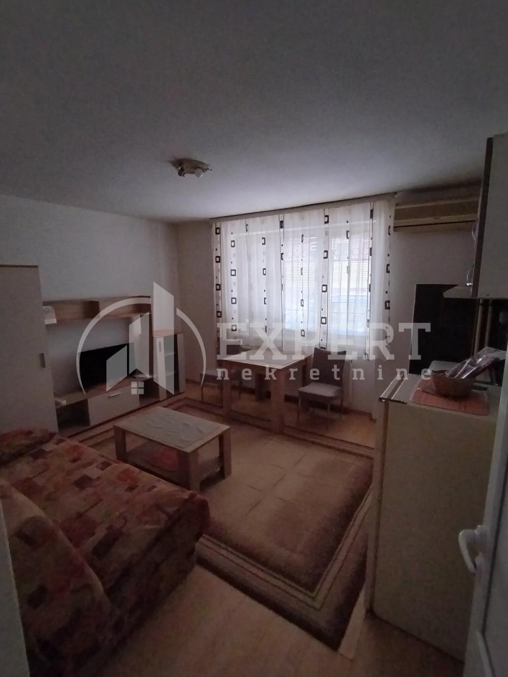 Slika 3 - Dr Petra Vučinića, Jednoiposoban stan za izdavanje, 30m2, 300€