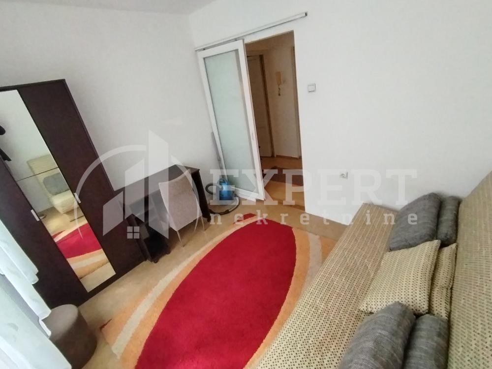 Slika 8 - Dr Petra Vučinića, Jednoiposoban stan za izdavanje, 30m2, 300€