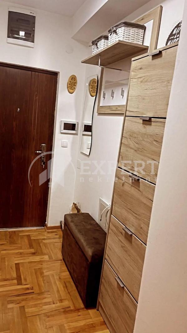 Slika 6 - Zetska, Jednoiposoban stan za izdavanje, 42m2, 350€