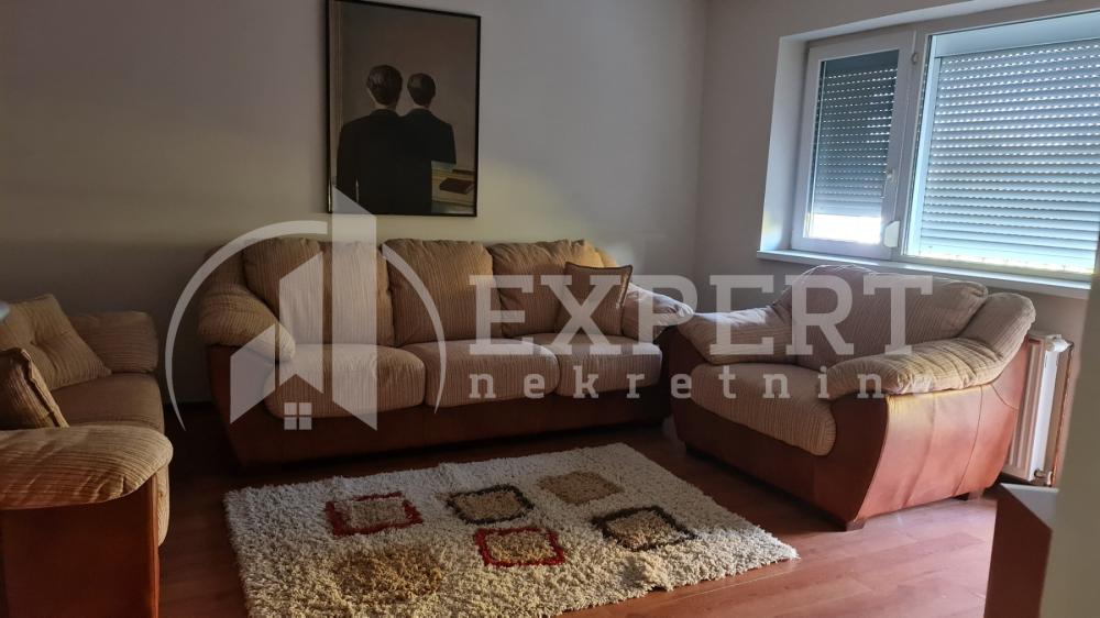 Slika 11 - Žrtava fašizma,  Kuća za izdavanje, 400m2, 1.000€