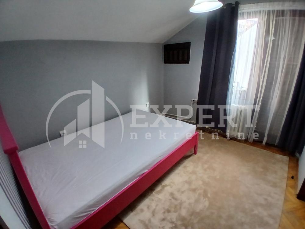 Slika 10 - Jug Bogdanova, Četvorosoban stan za izdavanje, 76m2, 450€