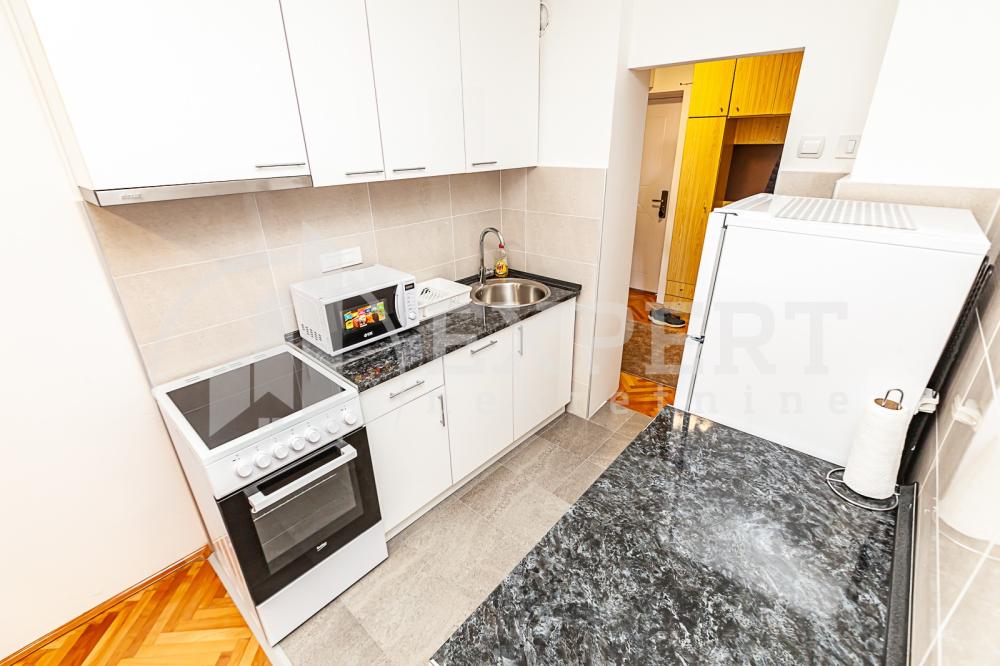 Slika 3 - Bulevar Nemanjića, Dvosoban stan za izdavanje, 51m2, 370€