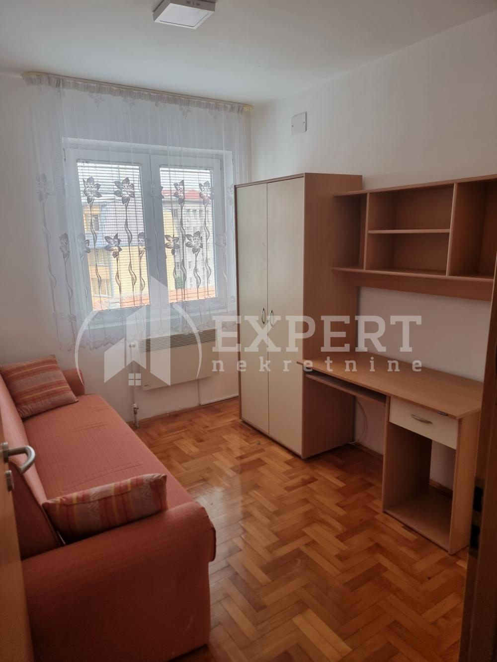 Slika 6 - Jugovićeva, Troiposoban stan za izdavanje, 72m2, 450€