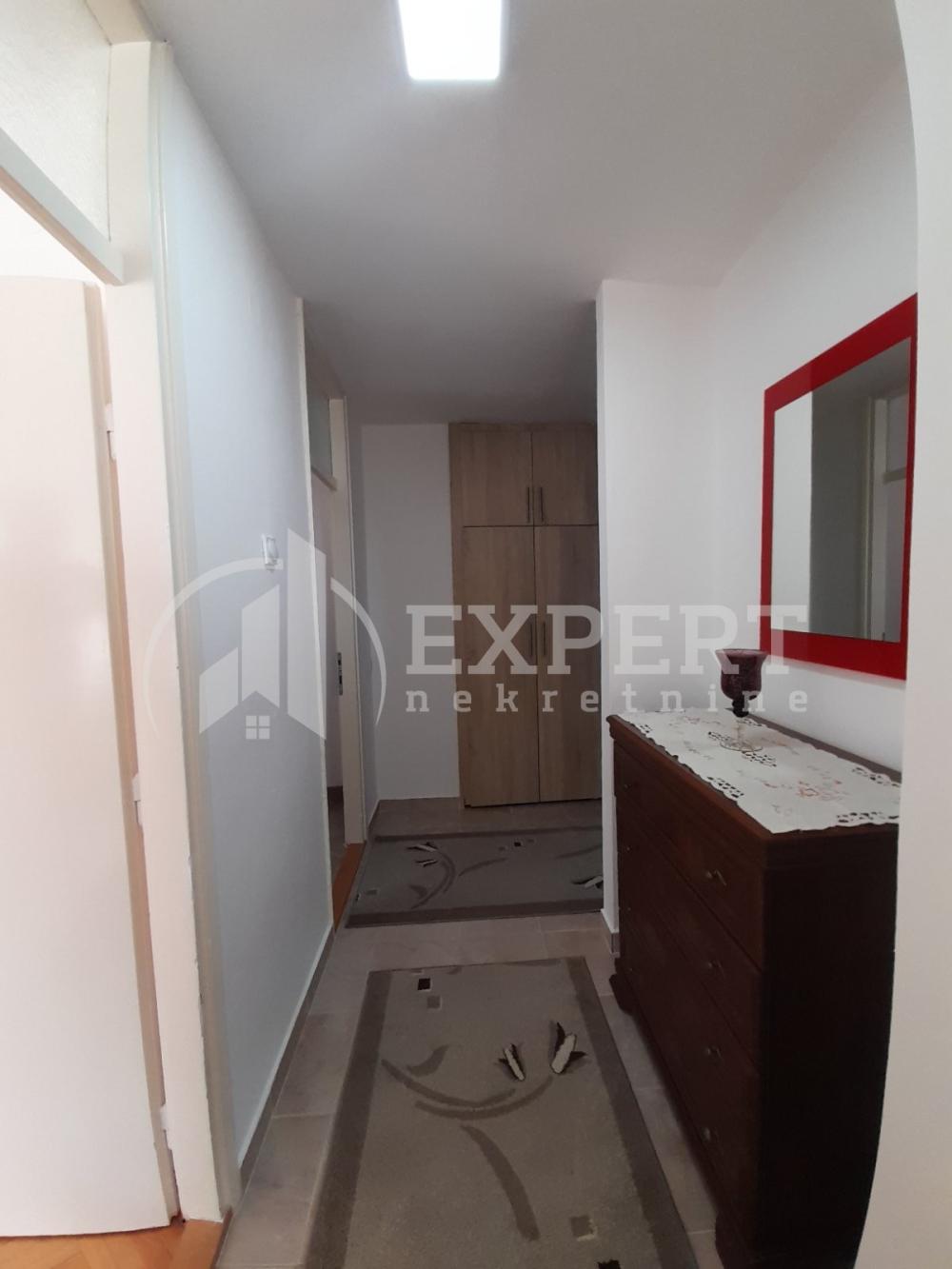 Slika 7 - Bulevar dr Zorana, Dvosoban stan za izdavanje, 54m2, 400€