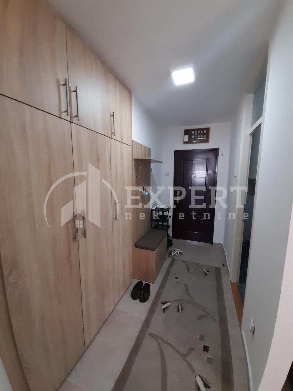 Slika 6 - Bulevar dr Zorana, Dvosoban stan za izdavanje, 54m2, 400€